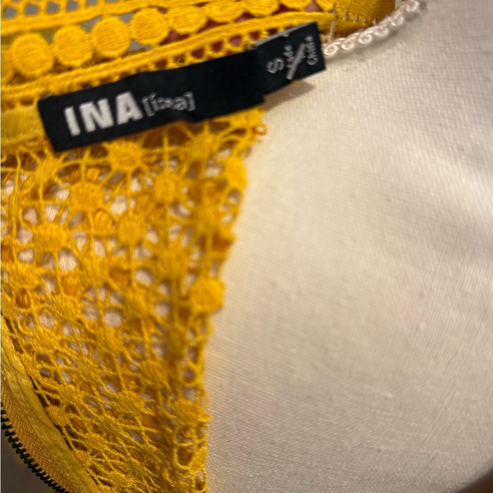 Ina Yellow Peplum Blouse with Mandarin Collar - Picture 3 of 3